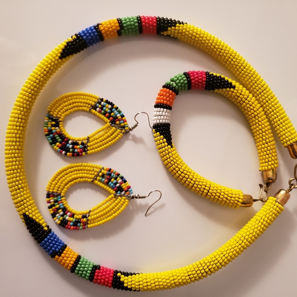 African handmade jewelry set
